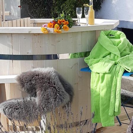 Gite La Petite Maison Horlogere Et Jacuzzi , Raquettes Les Fontenelles Εξωτερικό φωτογραφία